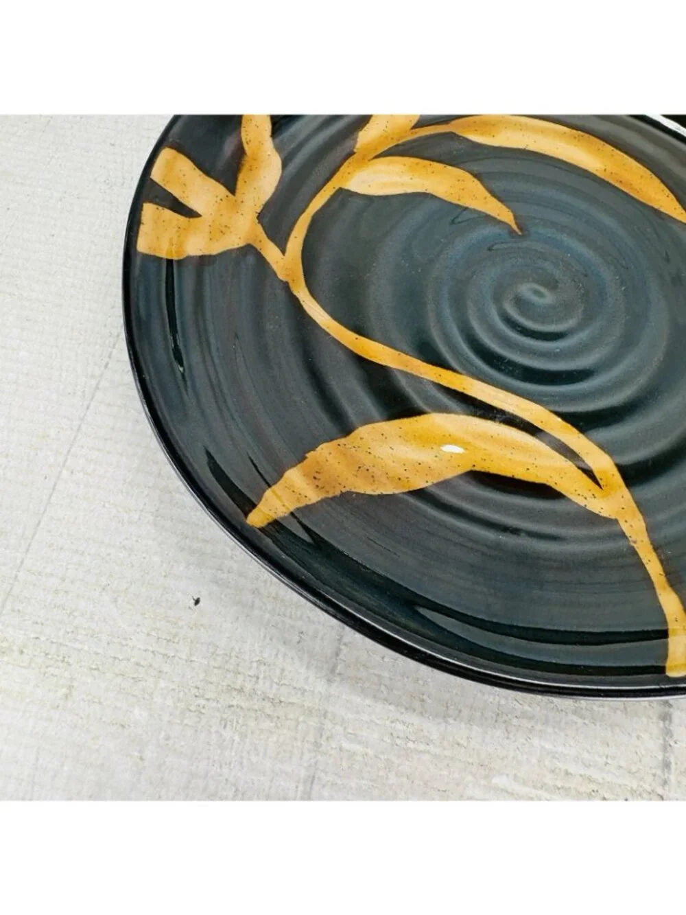 Pier 1 DAKARA Bamboo Leaf Yellow Rust Hand Painted Stoneware 8 5/8